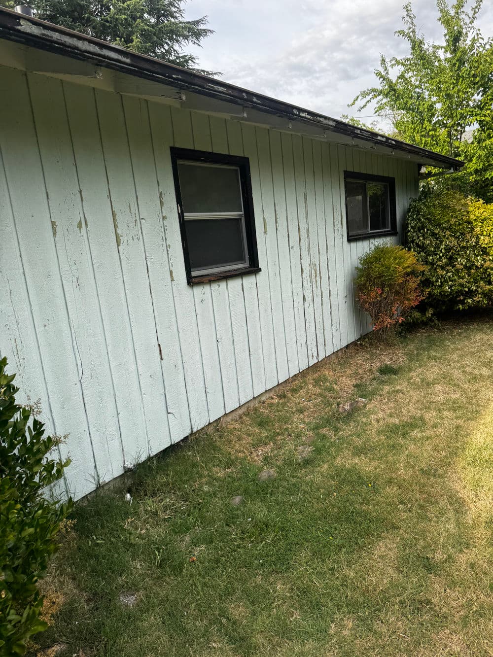 Full Exterior House Paint on a Tight Deadline in Medford